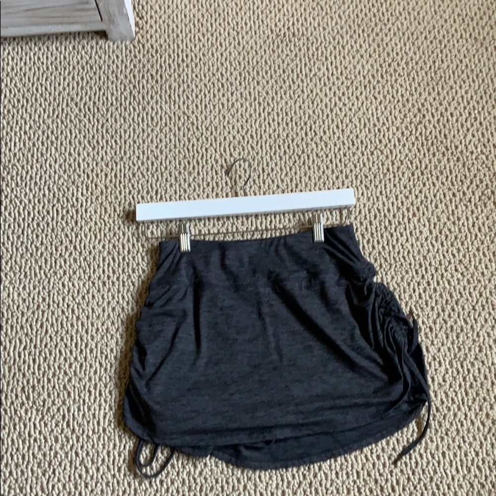 Athletic skirt